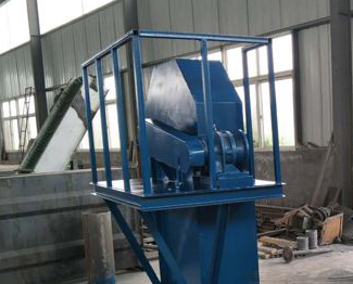 皮带斗式提升机的特性分析