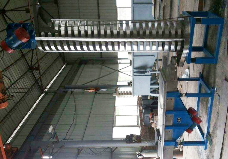 不锈钢垂直振动提升机