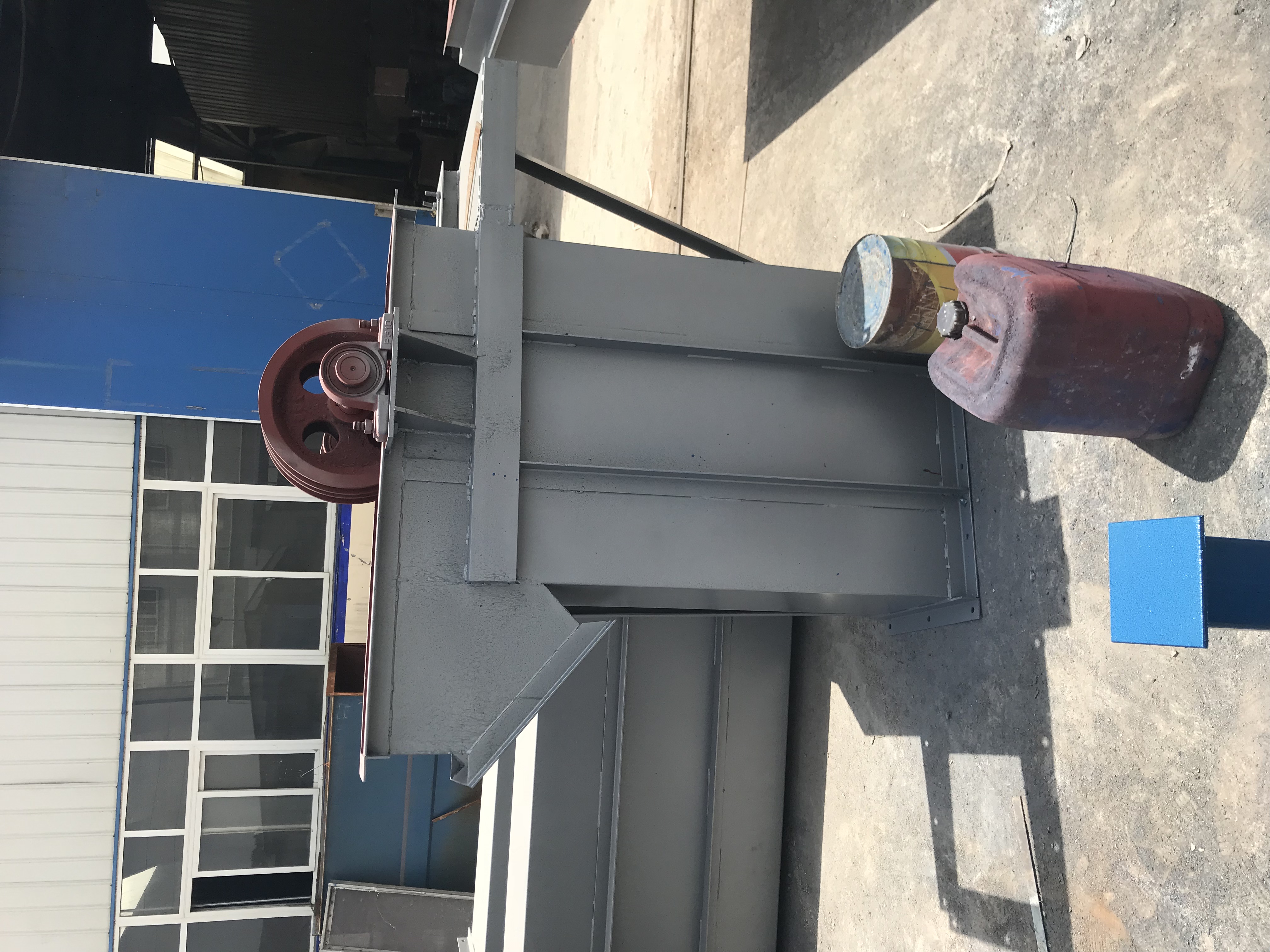 斗式提升机刹车、逆止、密封、润滑问题都需要在设计