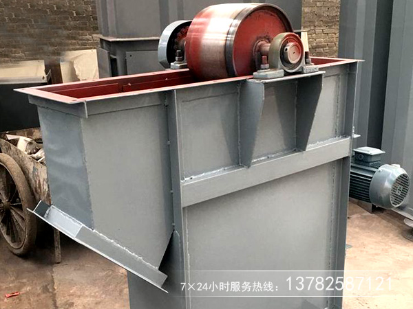 沥清砂石料使用那种形式提升机比较合适